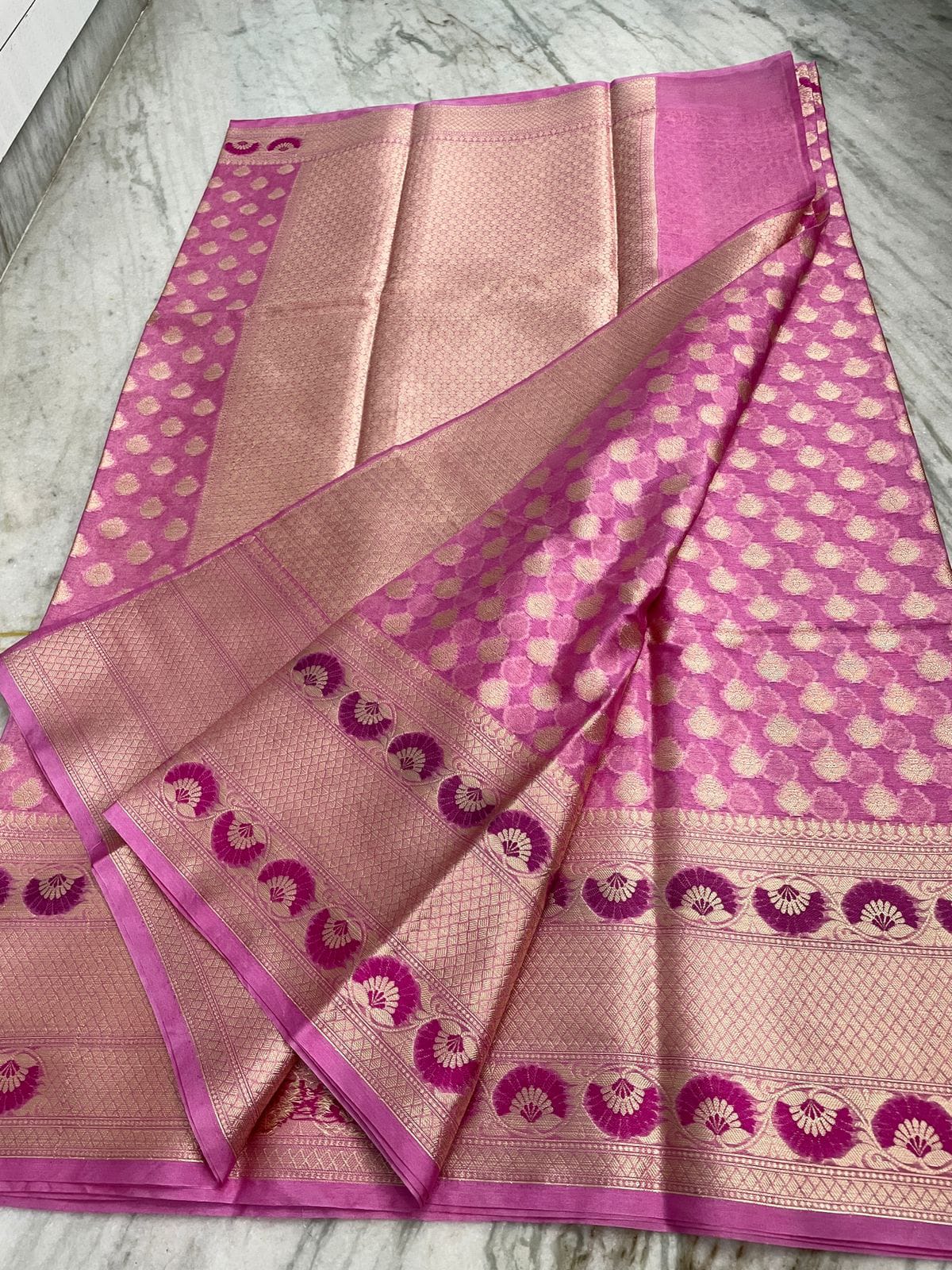 BEST BANARASI WARM SILK SAREES*
ALFI MINA SCURT AND ALFI BORDER*
SOFT FABRIC BEAUTIFUL COLOUR COMBINATION*