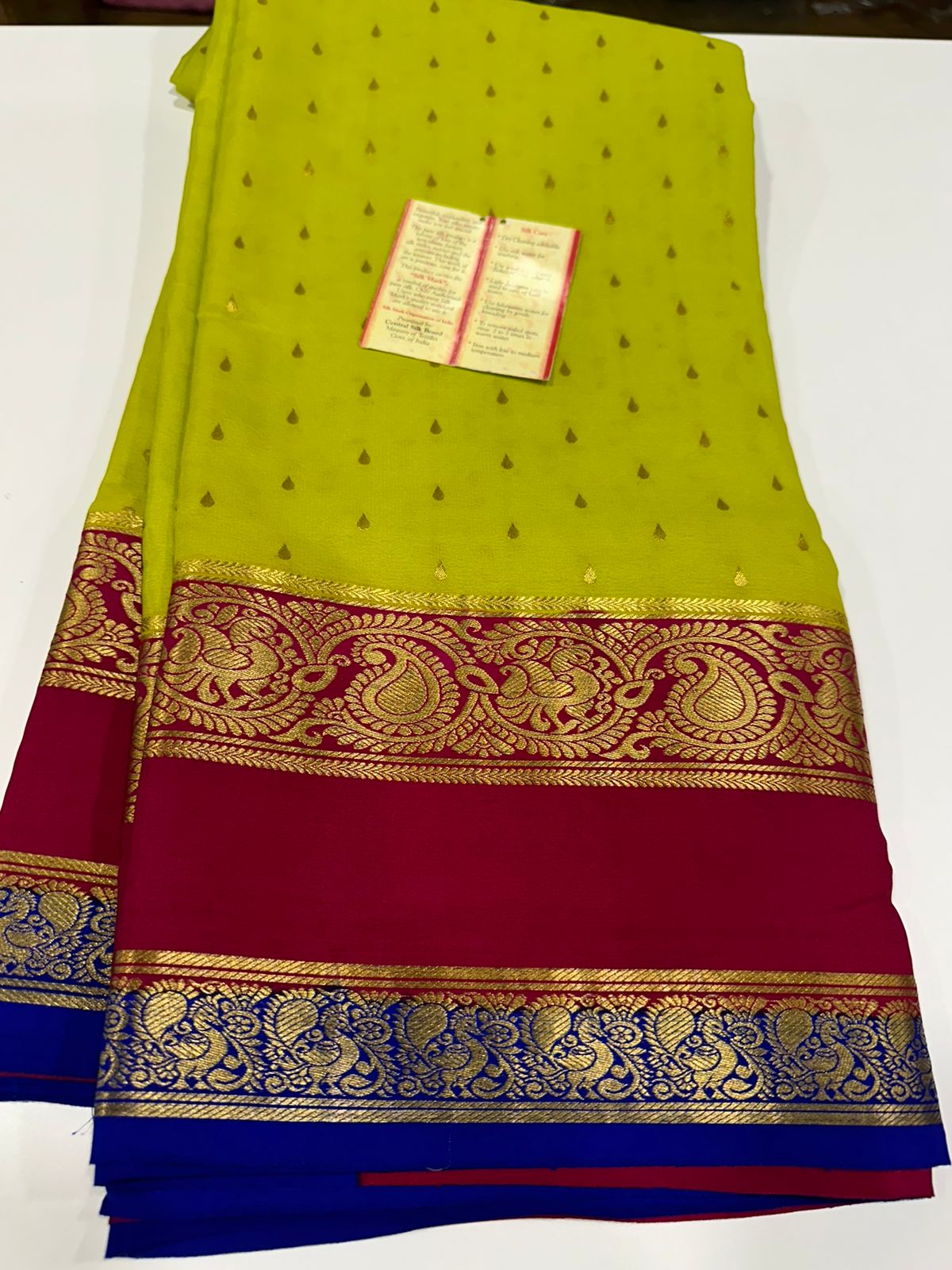 Pure Mysore silk sarees
120 grm thickness  with rich pallu 
Silk mark certified
Big mango n peacock design on border