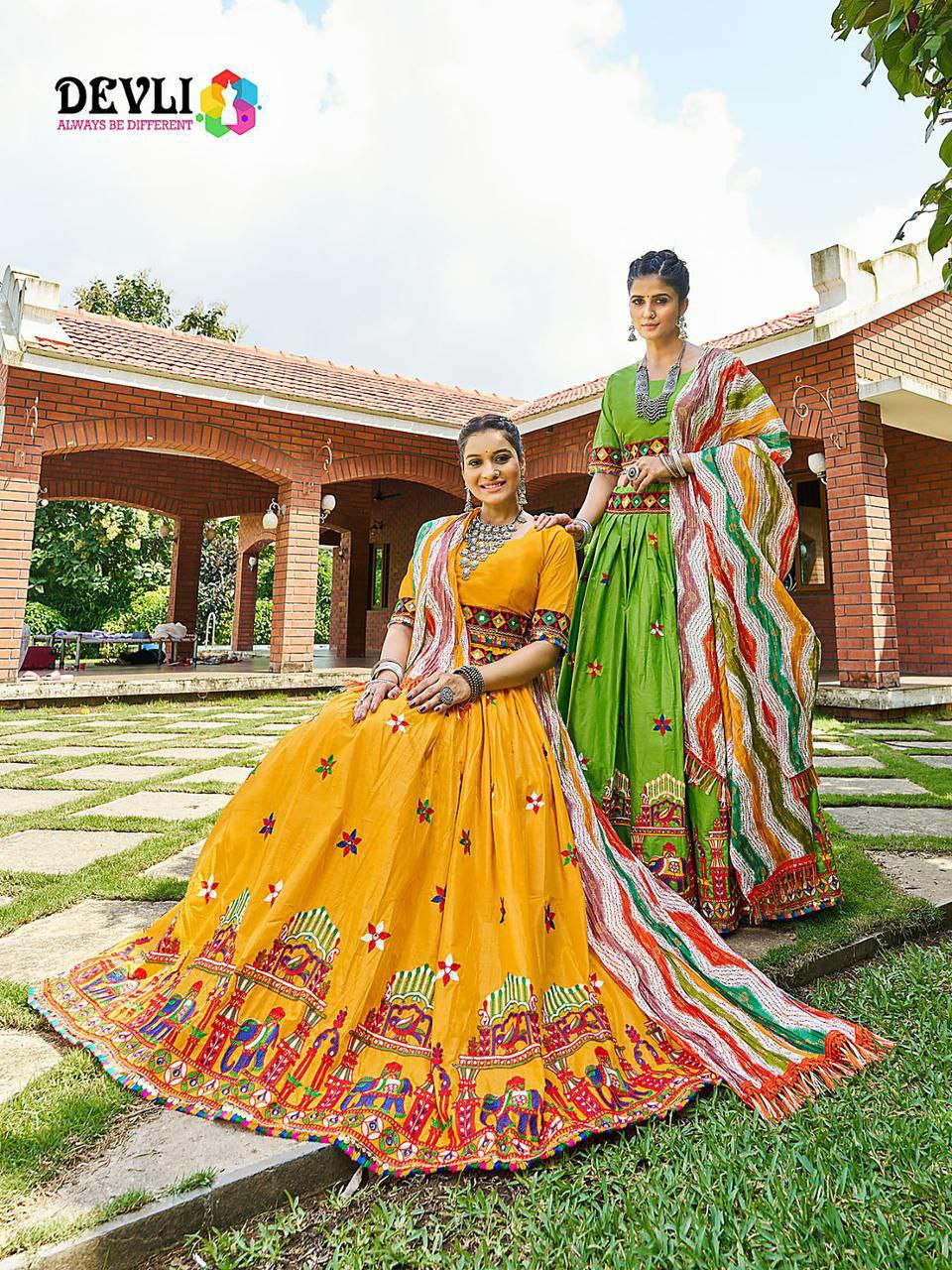 Navratri lehenga choli collection Lehenga Details
Fabric: Cotton with (3.8 flair)
Flair Work: chain stich mirror work(Full Stitched)
Customized up to Lehenga