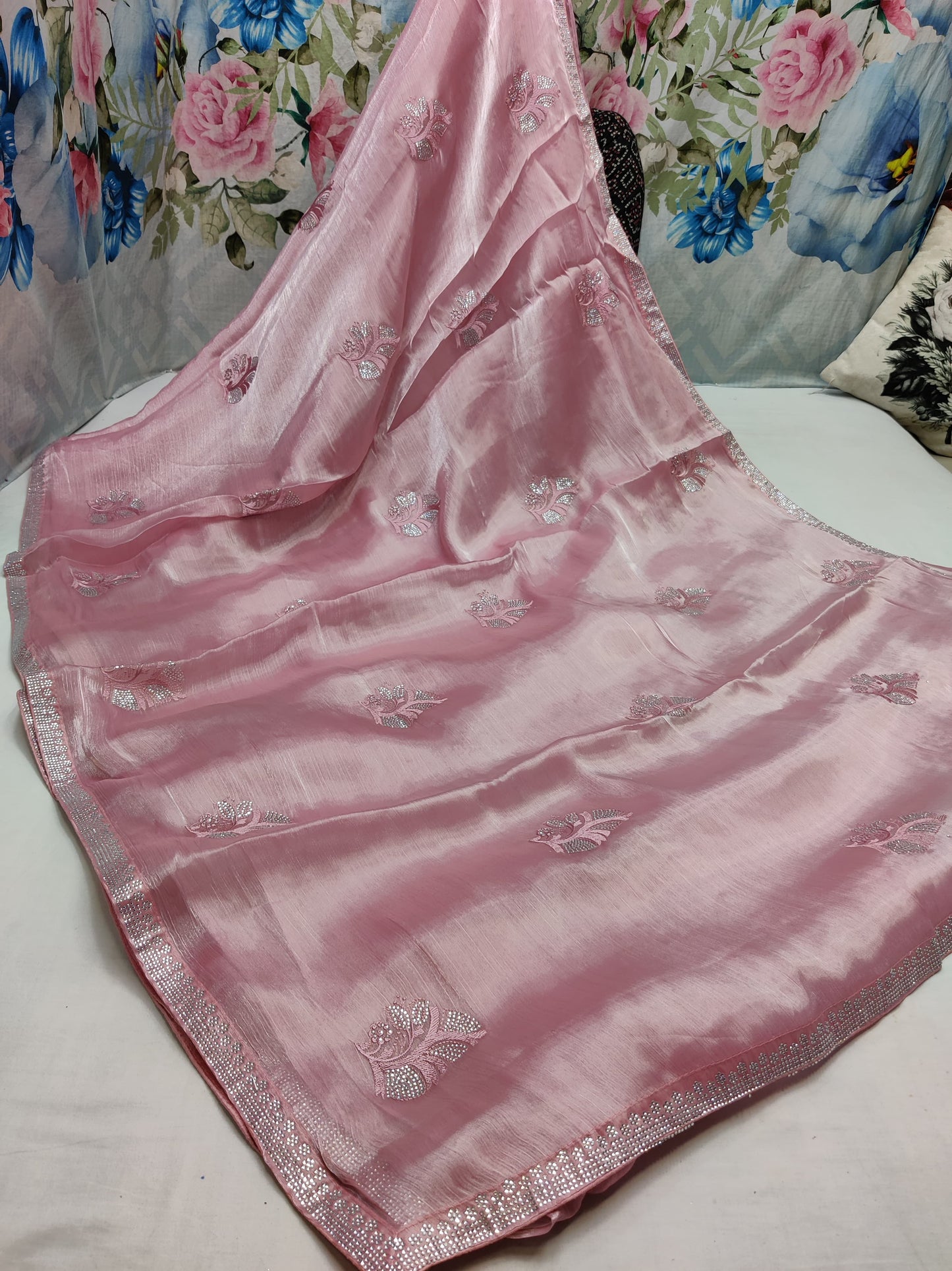 ALLOVER REASHAM BUTTA AND JARKAN STONE WORK AND BORDER ON JIMMY CHOO*saree