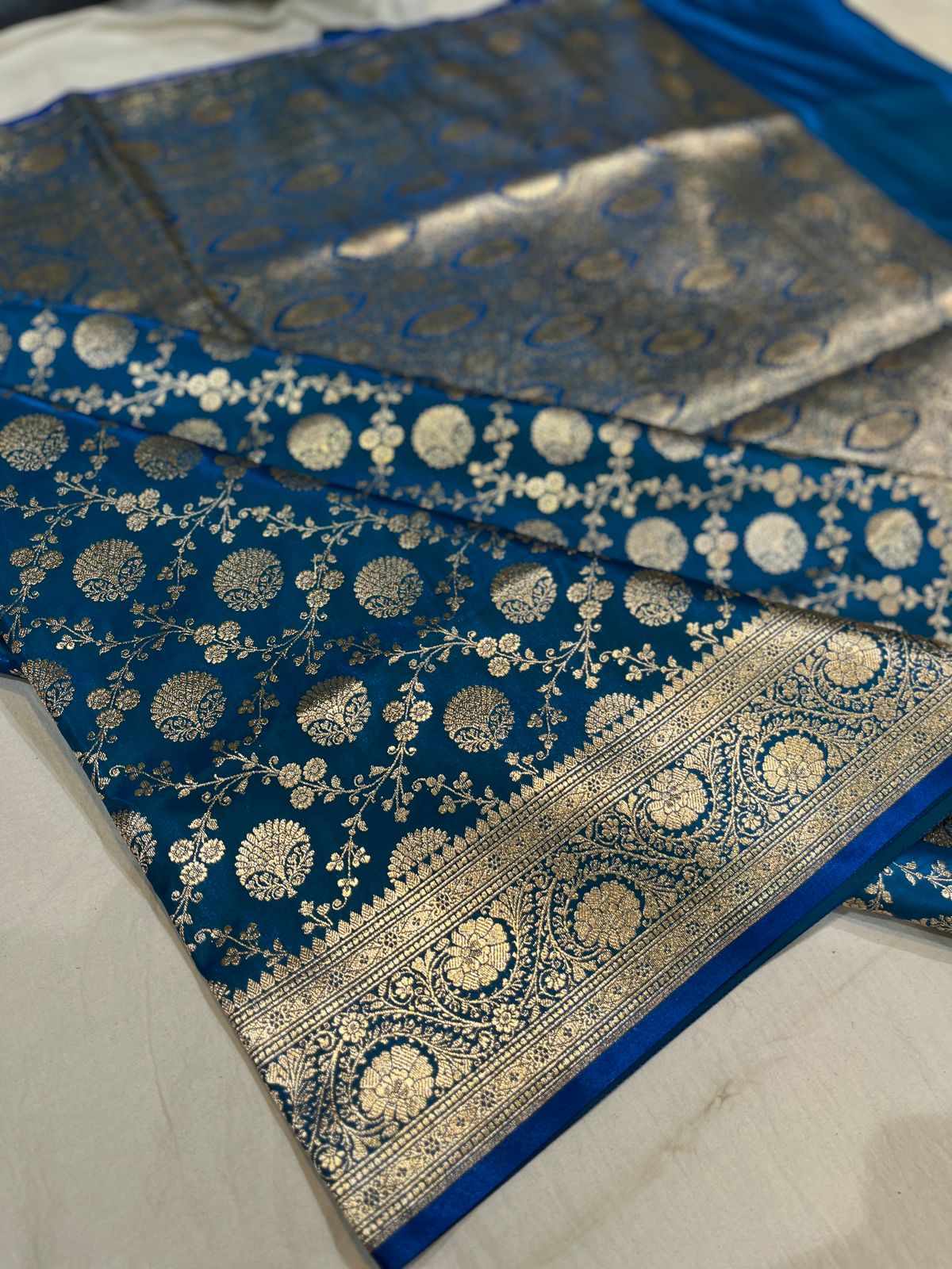 BANARASI HANDLOOM KATAN SILK SAREES GOOD QUALITY WEAVING DESIGN*