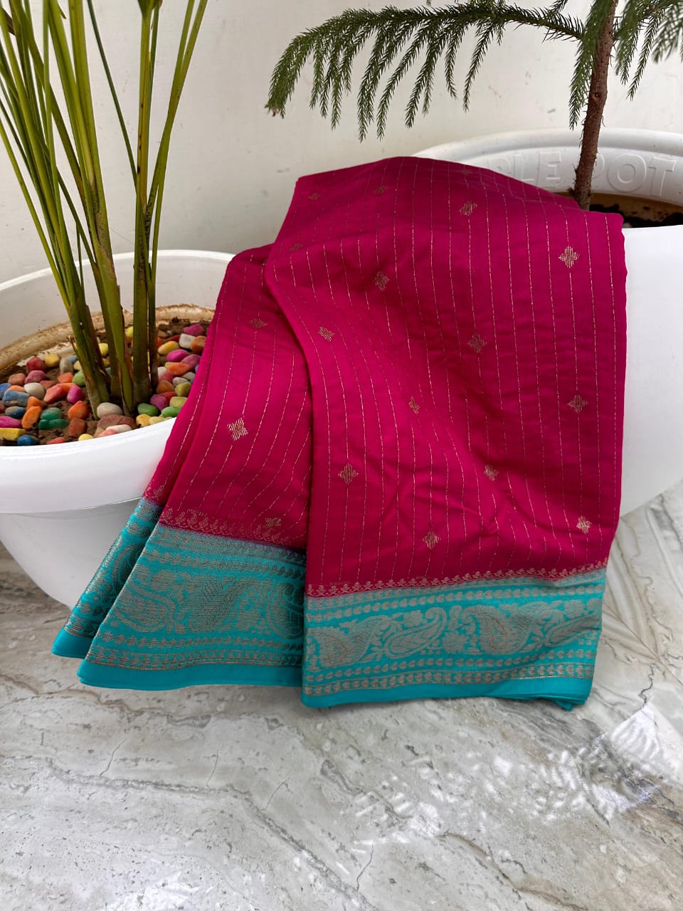 Handwoven Banarasi Dyeble Semi Chinya Silk Saree*