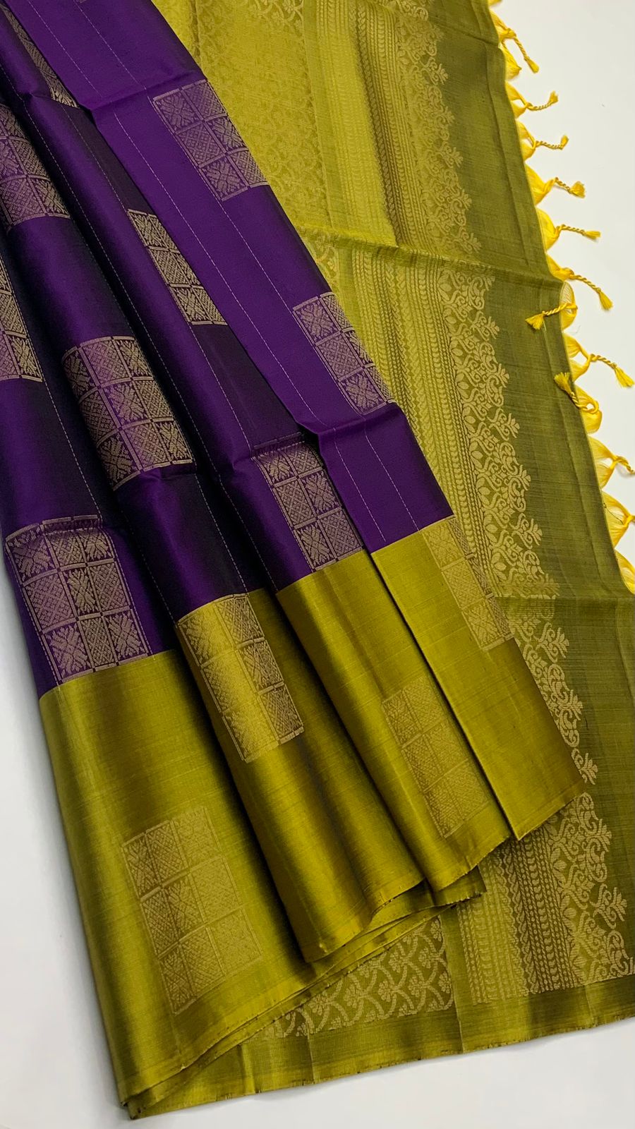 Pure handloom bhutta design borderless Double warp soft silk sarees collections ..with contrast Pallu and blouse