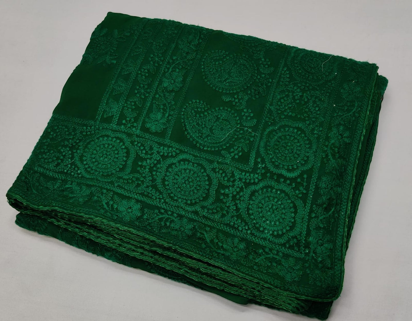 Allover lucknowi chikankari on georgette*Saree