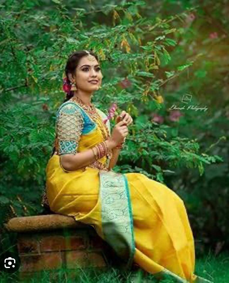 Kanchipuram Handloom pure silk saree
Beautiful fancy Design 
gold zari fancy Korvai border wedding beautiful type sarees*