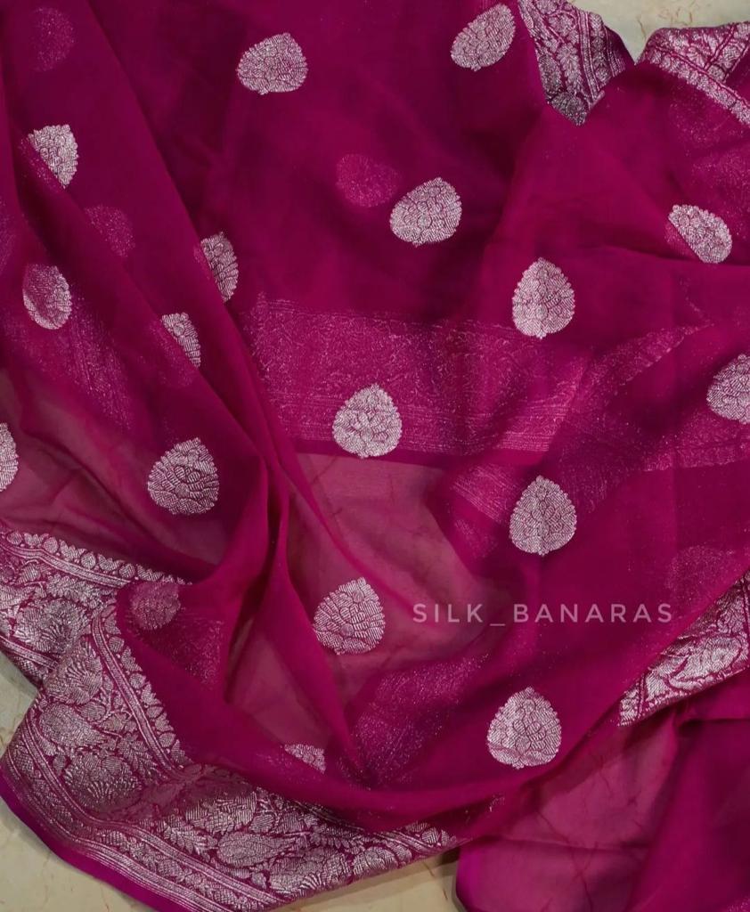 New Banarasi Semi Georgette Sarees
With Silver Zari Buta Good Quality
Banarasi blouse