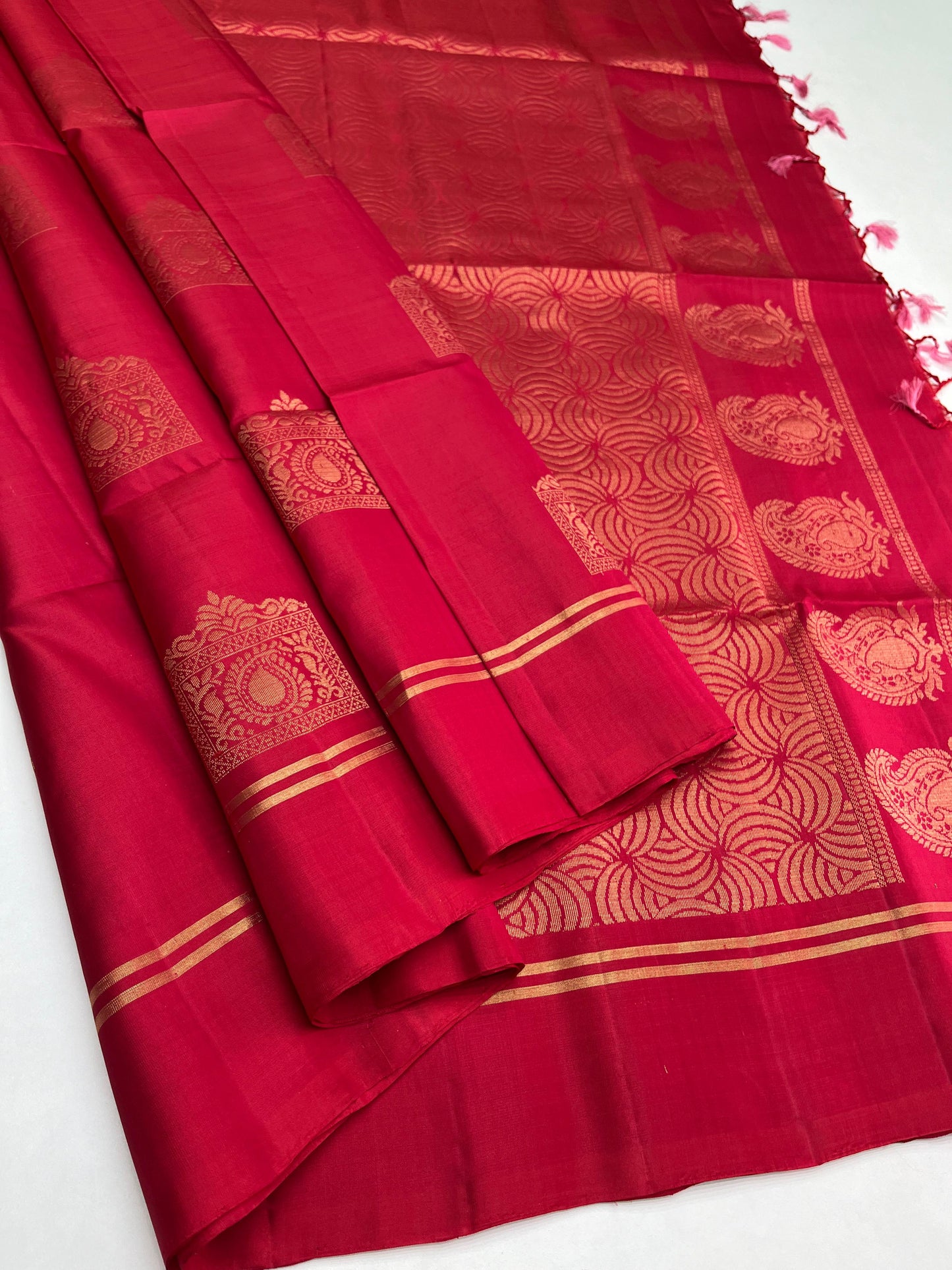 EXCLUSIVE SOFT SILK BHUTTA DESIGN SAREES
PURE HANDLOOM SOFT SILK SAREES
TRENDY FANCY DESIGN
DOUBLE WARP