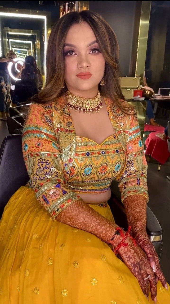 GORGETTE WITH MULTI COLOR EMBROIDERY DUBAL SIQUNCE WORK WITH FULL SLEEVE LENGHA CHOLI
