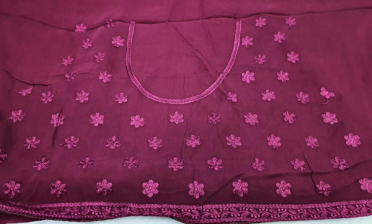 ALLOVER PURE LUCKNOWI CHIKANKARI SAREE ON PURE VISCOS saree*