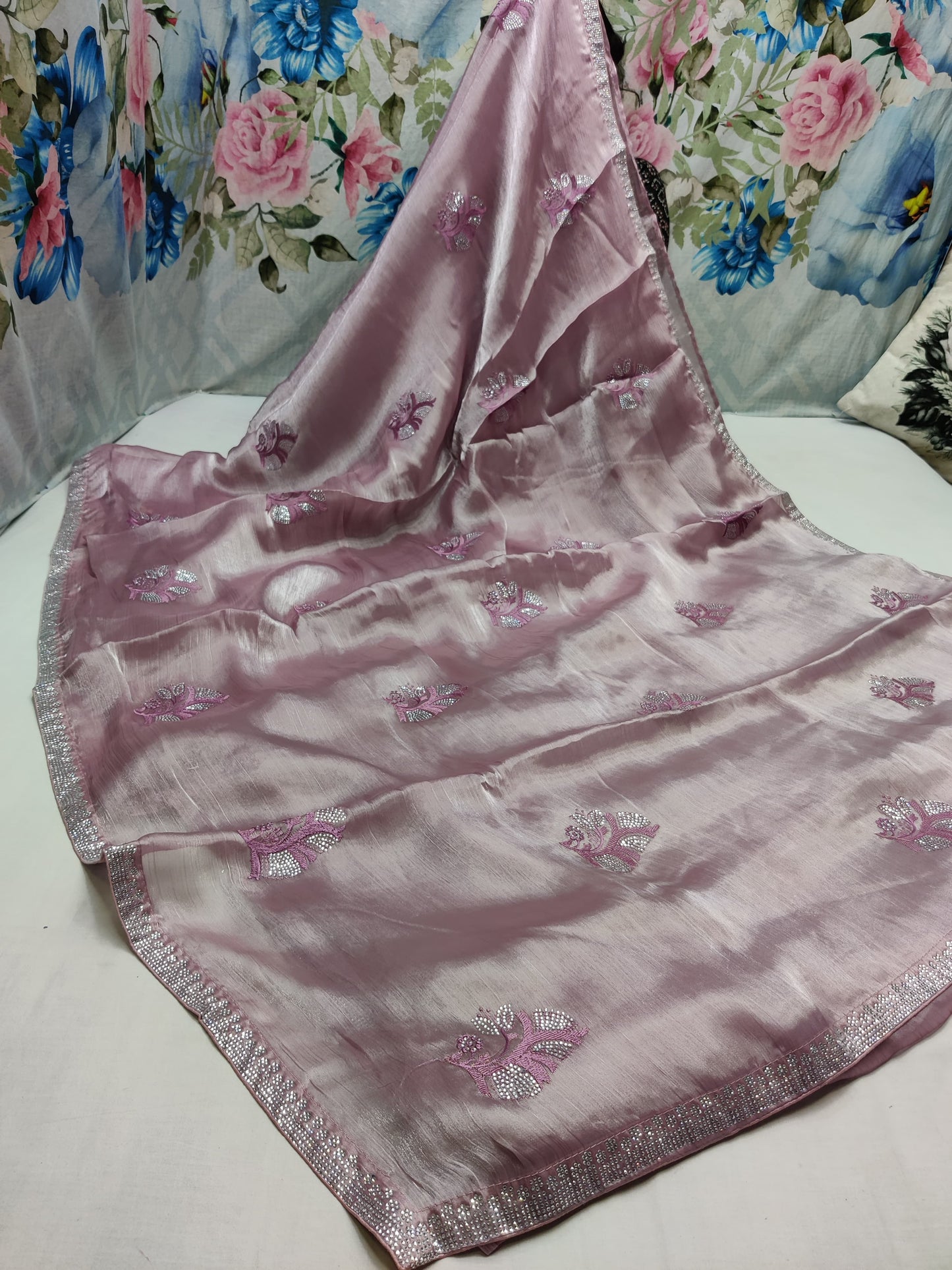 ALLOVER REASHAM BUTTA AND JARKAN STONE WORK AND BORDER ON JIMMY CHOO*saree