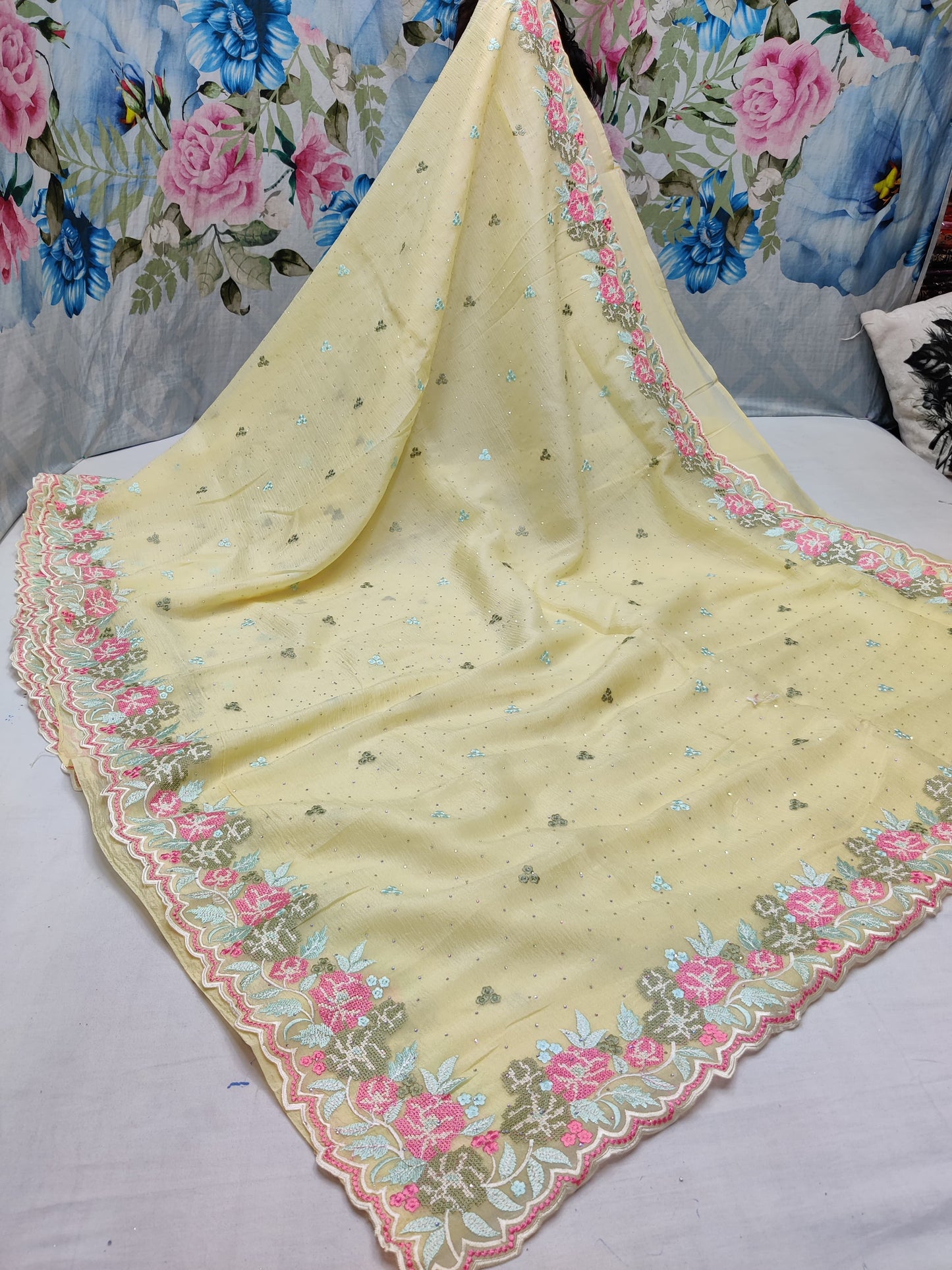 Allover crosstich work border and allover swaroski stone on crush chiffon* 
Saree