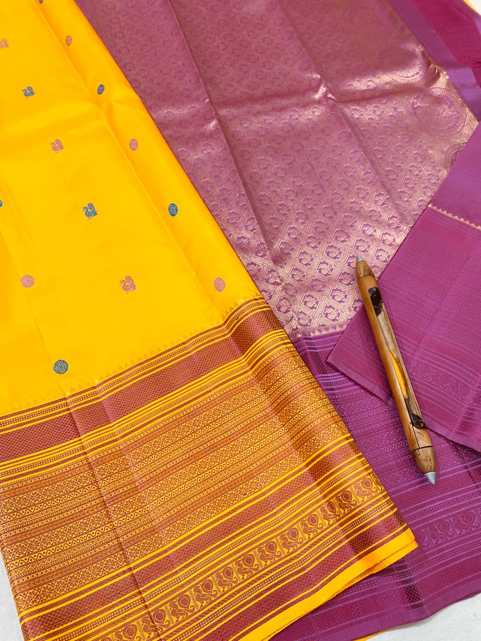 Kanchipuram Handloom pure silk saree
Beautiful fancy Design silk butta  collection beautiful type sarees*