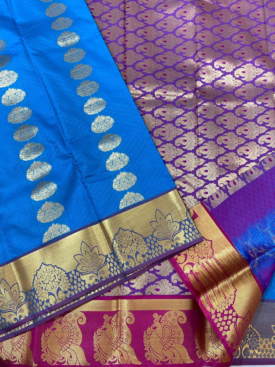 Kanchipuram Semi silk saree
Super quality 
beautiful embossed butta type sarees*