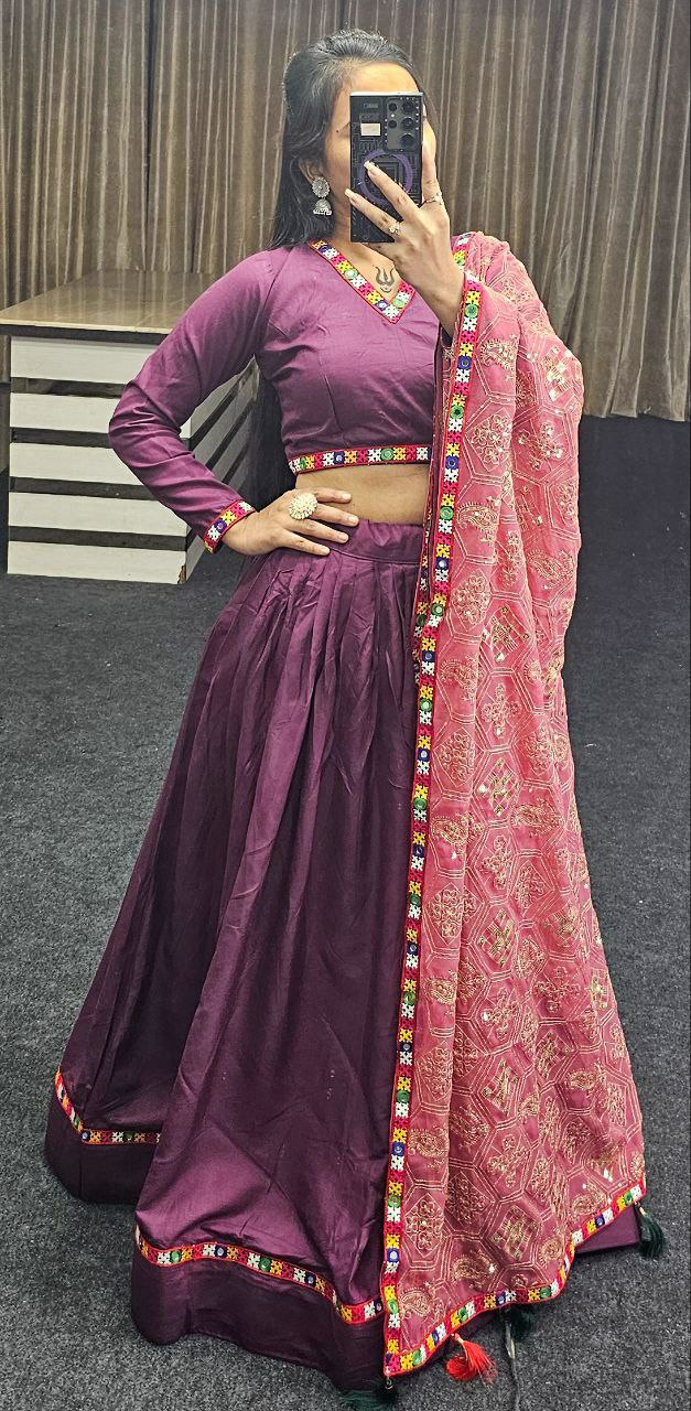 Garba special lehenga choli collection
Fabric:- Pure Cotton
Work: Foil Print
Inner:- Micro Cotton
Size: free size
 (Fully Stitched)