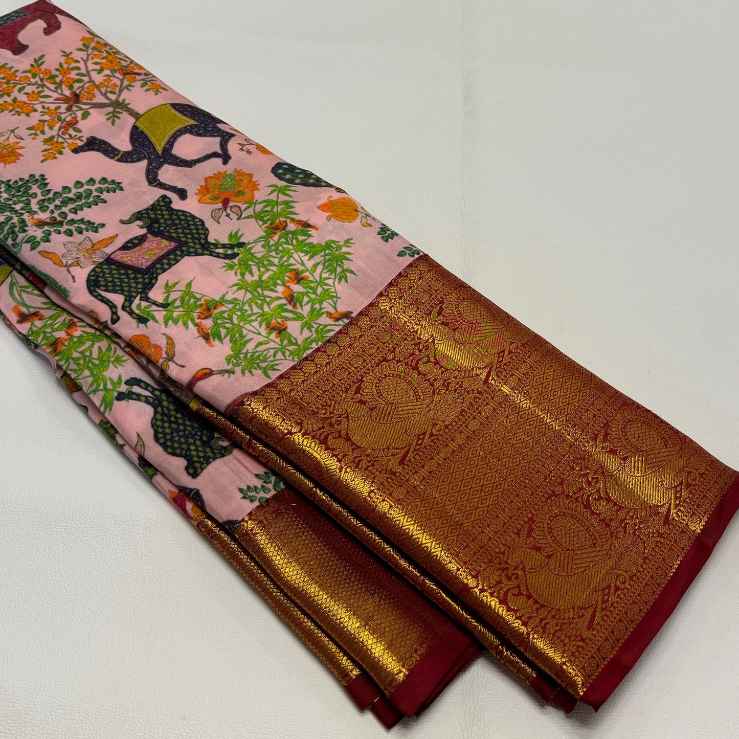 Kanchipuram pure silk handloom double warp contrast grand pallu and blouse *Double side korvai digital print bridal
SILK MARK TAG WITH HOLOGRAM*