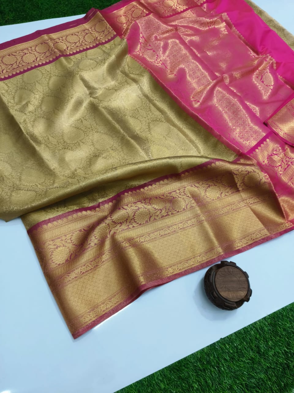 MOST DEMANDING TISSUE SILK SAREES*
BANARASI TISSUE BROCADE SAREES BEST QUALITY WEAVING DESIGN