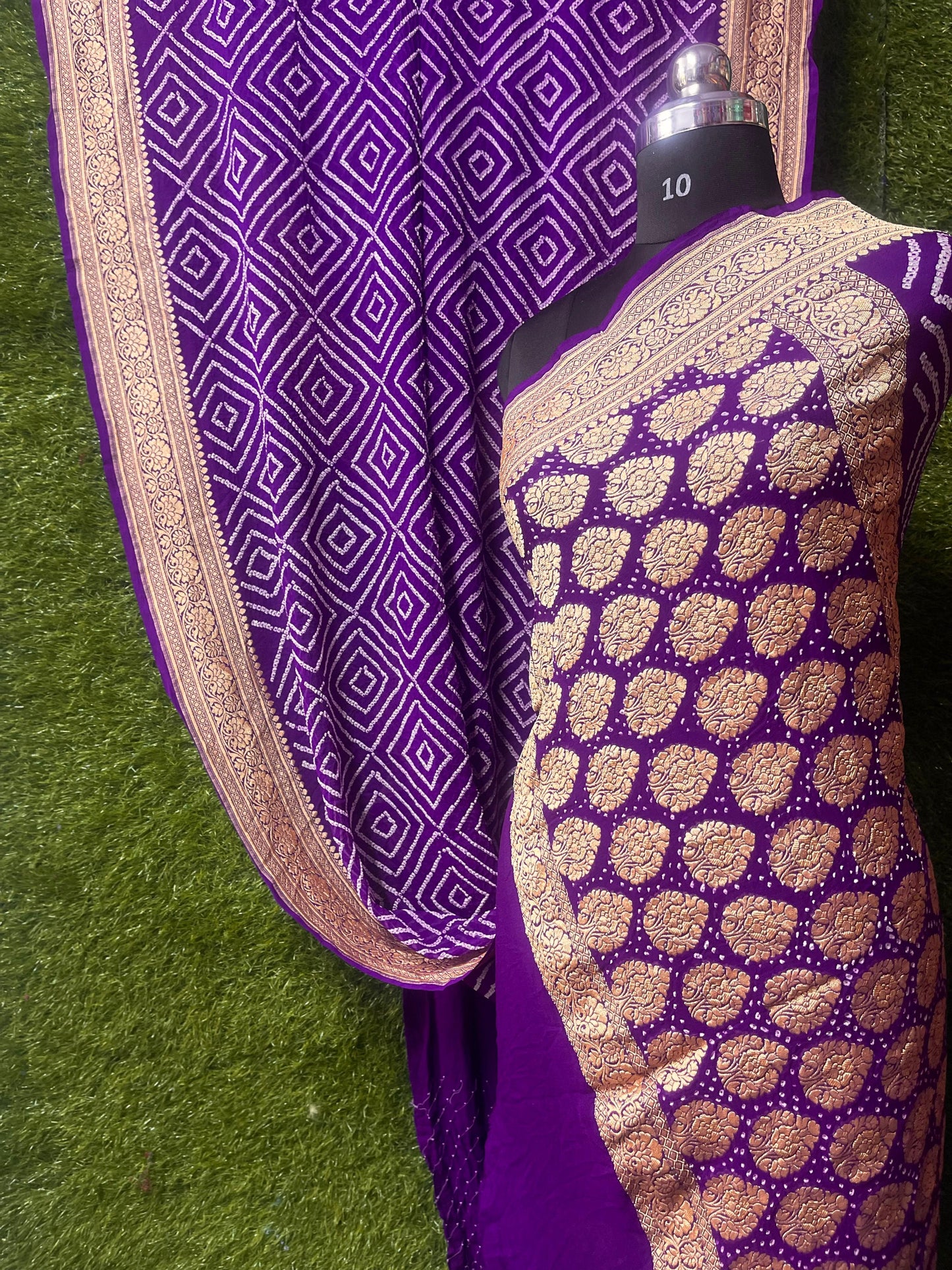 Pure Banarasi Georgette Border Palav Rai Bandhej Saree