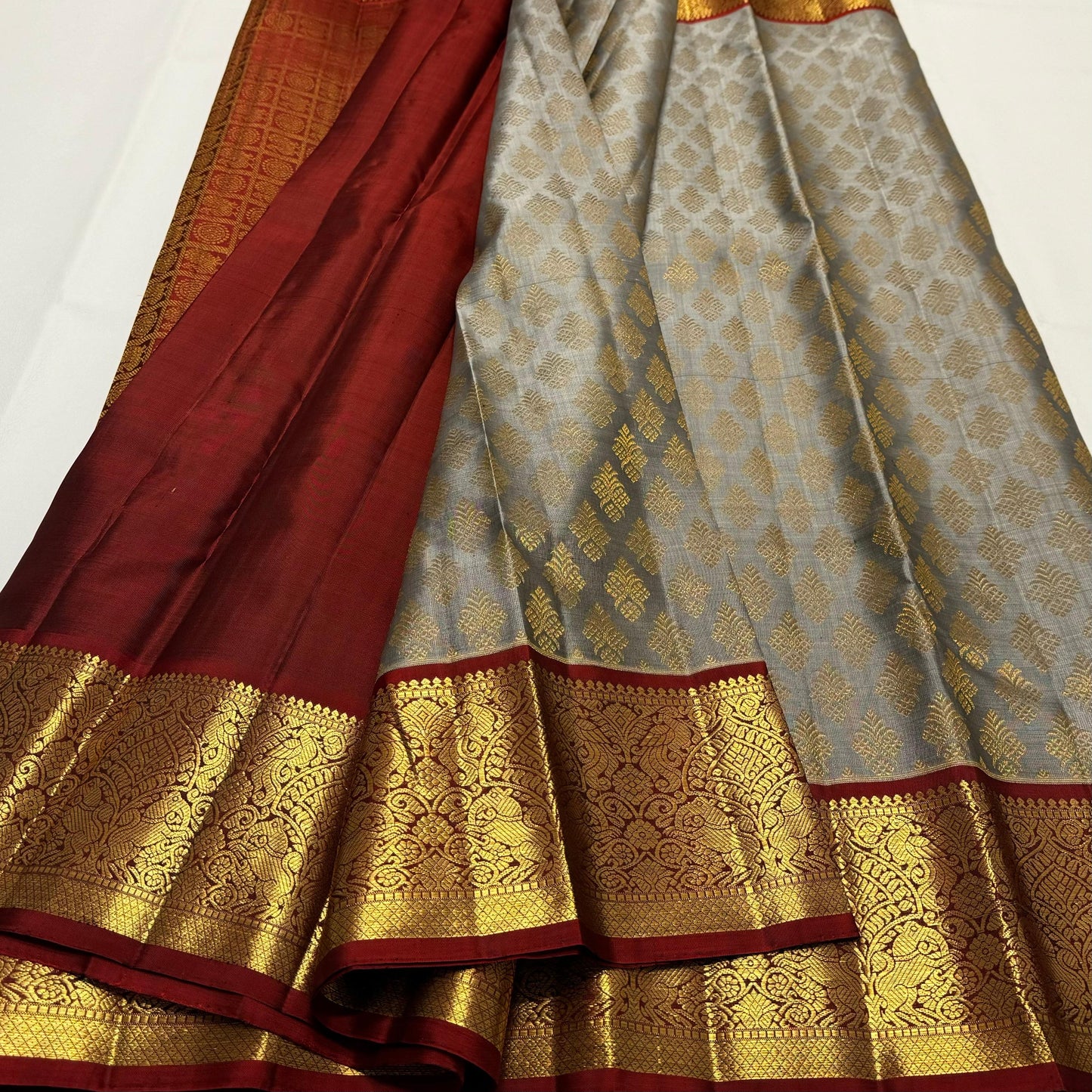 Kanjivaram pure silk handloom double warp contrast grand pallu and blouse *Bridal 1g* 
*SILK MARK TAG WITH HOLOGRAM*