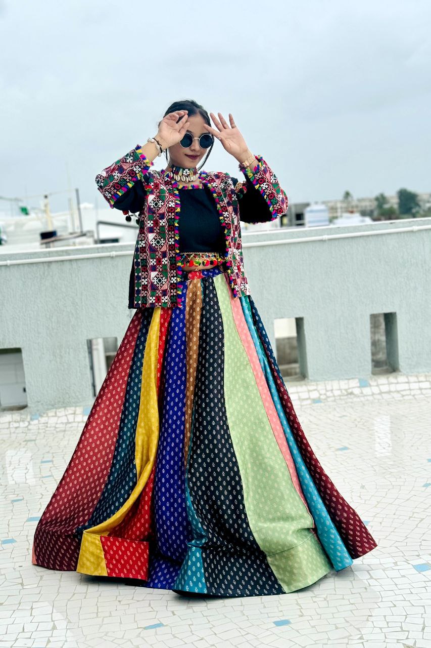 Multi colour lehenga choli with jacket
Koti
Koti Fabric : Heavy Mono Silk
Koti Work : Fancy Gamthi Embroidery With Real Mirror Work And Multiple Fancy Lace Work