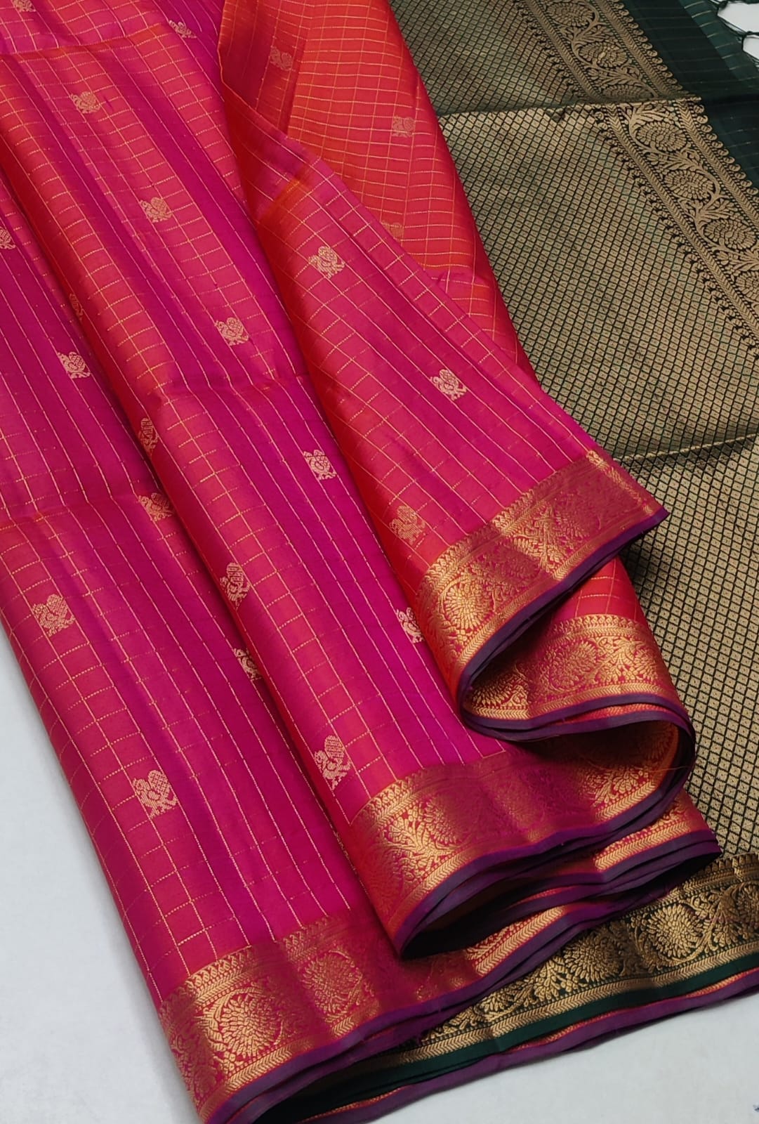 Pure handloom kanchi soft silk sarees
Silk mark certified