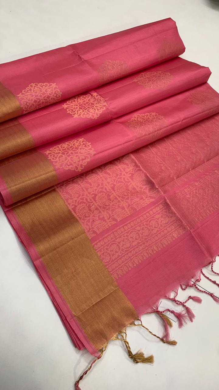 Pure handloom borderless ,jari border design Double warp soft silk sarees collections ..with contrast Pallu and blouse