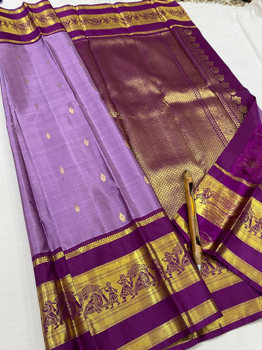 Kanchipuram Handloom pure silk saree
Beautiful fancy Design
gold zari fancy   Medium kalayana border butta beautiful  type sarees*