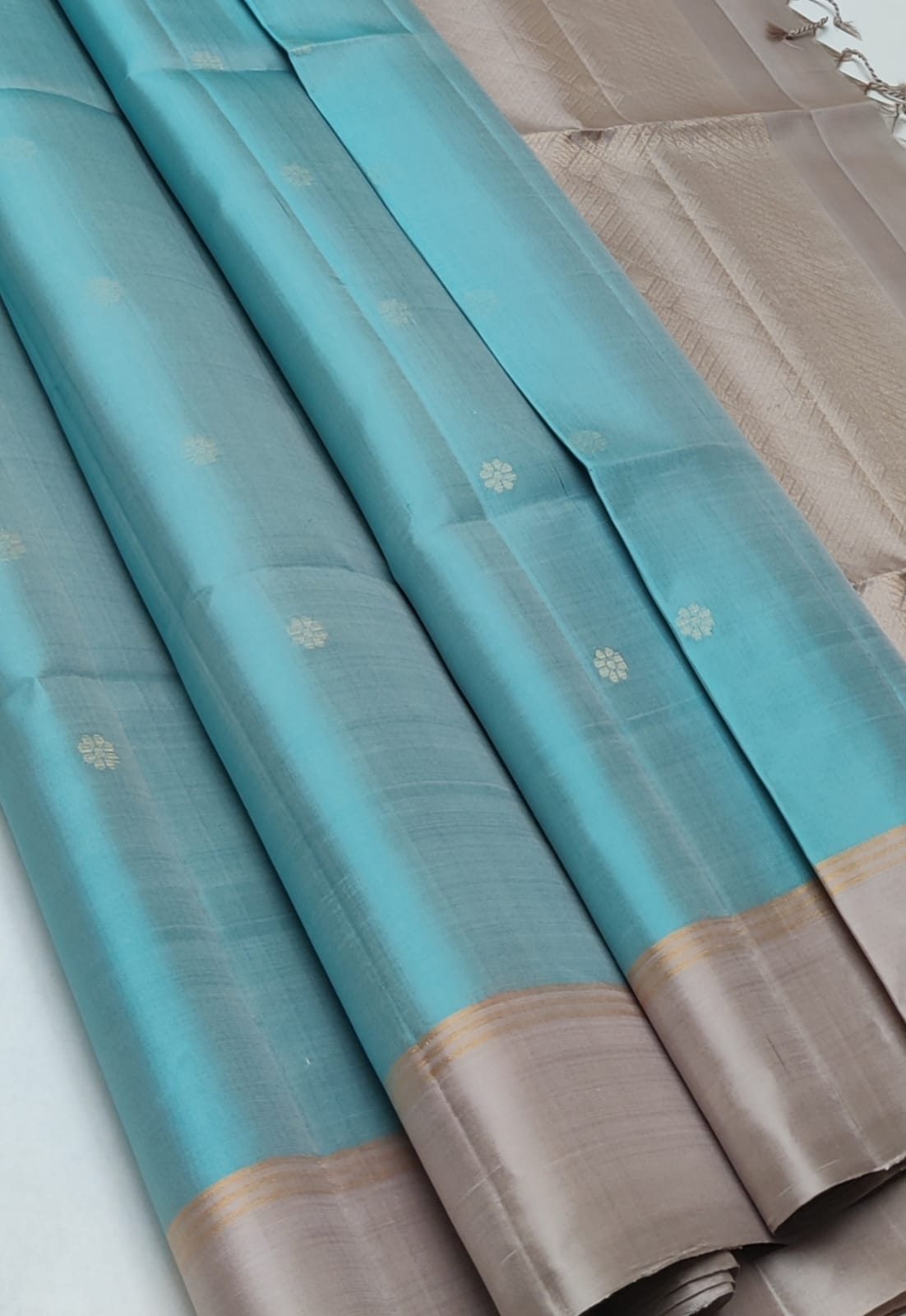 Pure handloom kanchi soft silk sarees
Silk mark certified