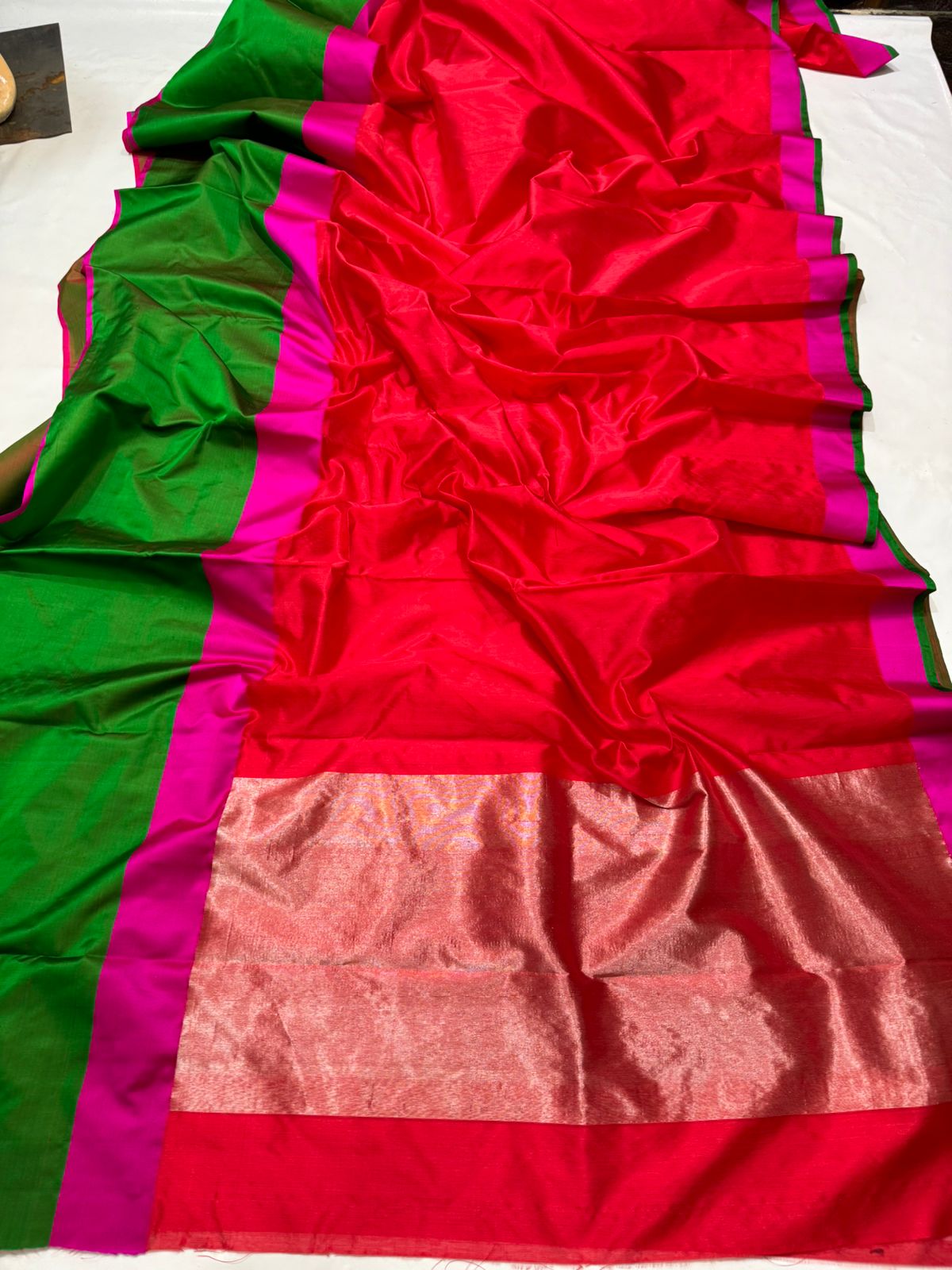 Pattu silk masroo border without blouse