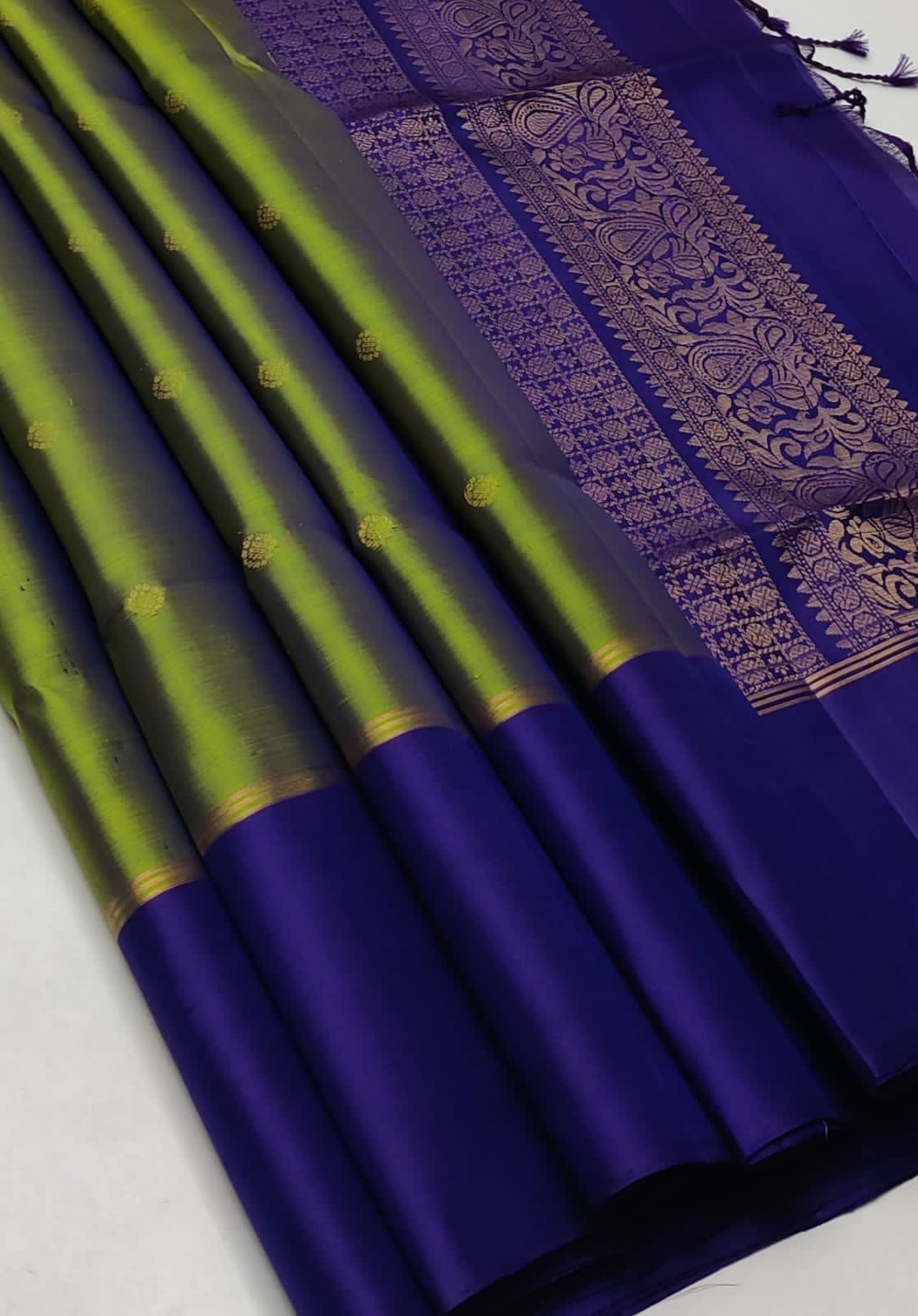 Pure handloom Double warp soft silk saree
Fansy sarees