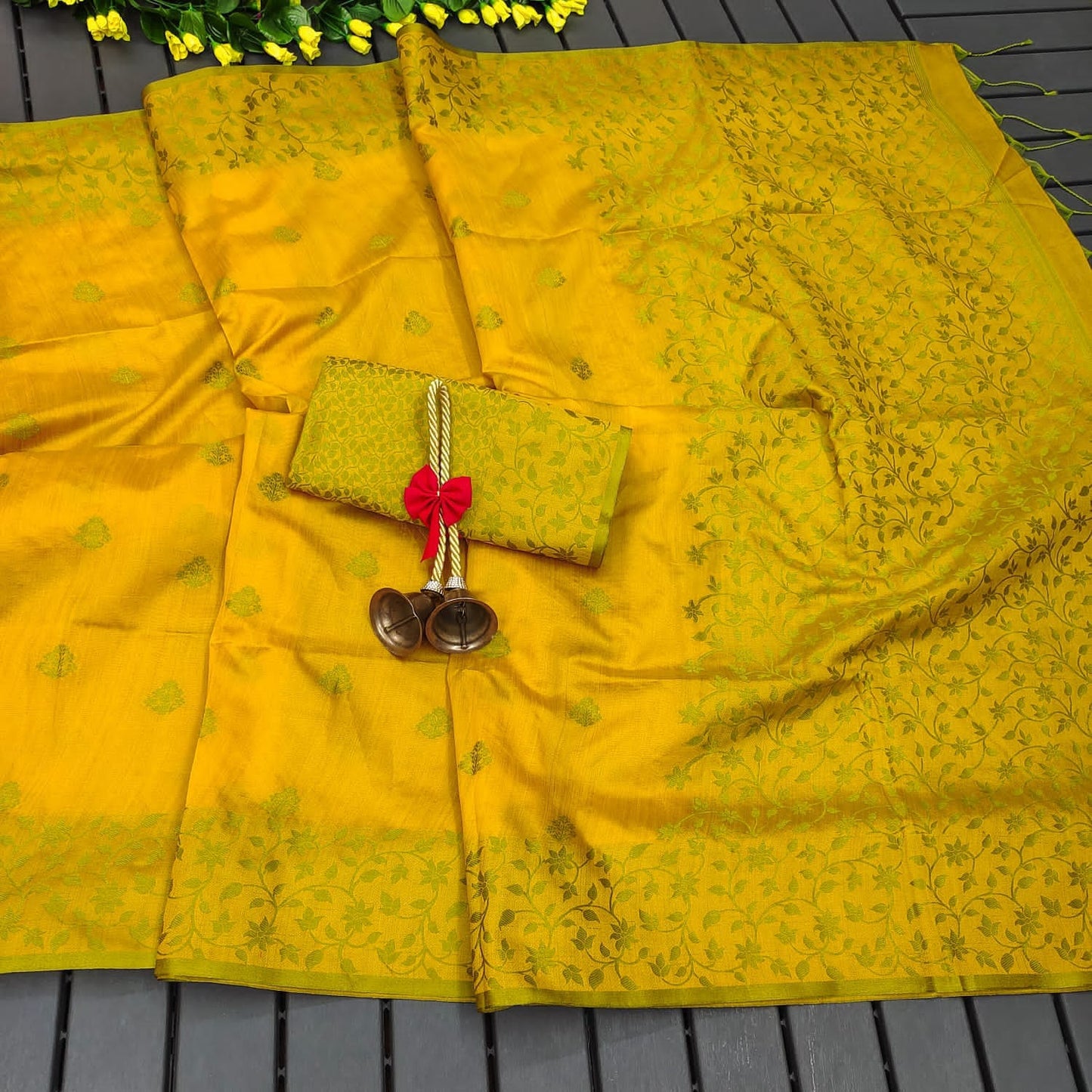 Khadi Raw Silk Saree With Contrast Weaving Pallu With Royal Tassels With Jamdhani Weaving Border Having