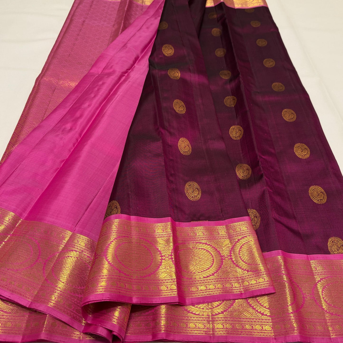 Kanjivaram pure silk handloom double warp contrast grand pallu and blouse *Gold zari 2g*