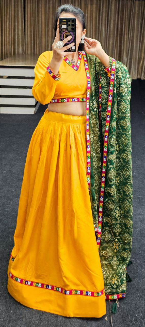 Garba special lehenga choli collection
Fabric:- Pure Cotton
Work: Foil Print
Inner:- Micro Cotton
Size: free size
 (Fully Stitched)