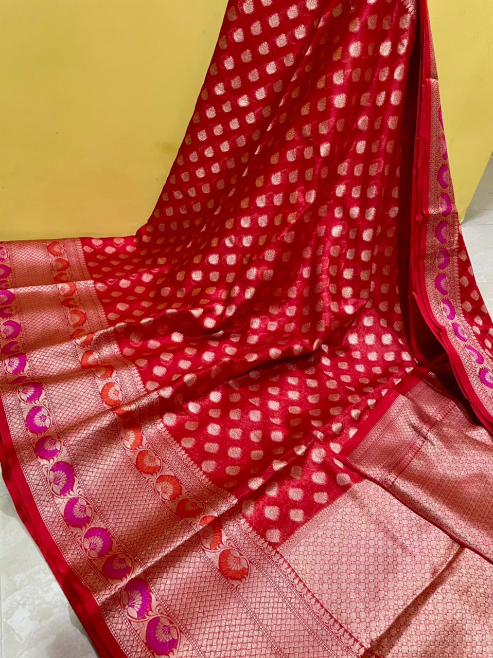 BEST BANARASI WARM SILK SAREES*
ALFI MINA SCURT AND ALFI BORDER*
SOFT FABRIC BEAUTIFUL COLOUR COMBINATION*
