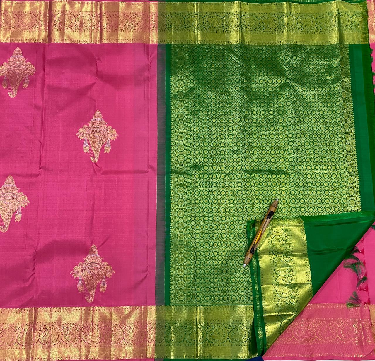 Kanchipuram handloom pure silk saree
Beautiful fancy Design
gold zari beautiful  unique butta type sarees*