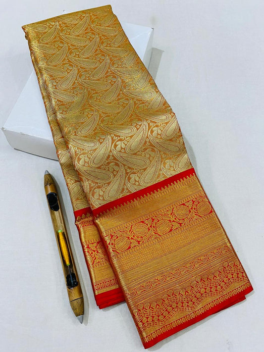 Kanchipuram Handloom pure tissue silk saree
Beautiful fancy Design
gold And silver mixed zari collection beautiful wedding grand type sarees*