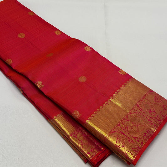 Kanjivaram pure silk handloom double warp self grand pallu and blouse *Gold zari* 
*SILK MARK TAG WITH HOLOGRAM*