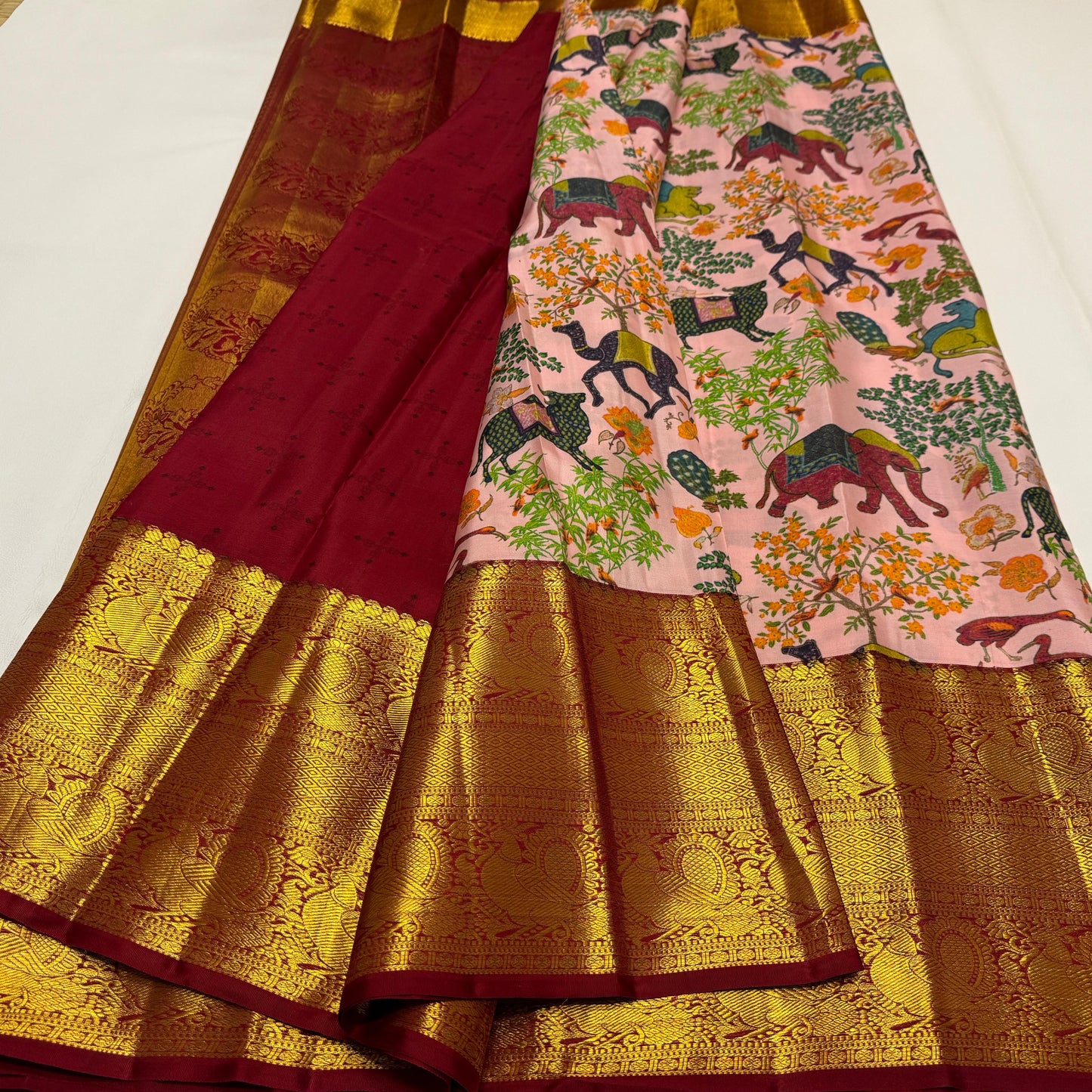 Kanchipuram pure silk handloom double warp contrast grand pallu and blouse *Double side korvai digital print bridal
SILK MARK TAG WITH HOLOGRAM*