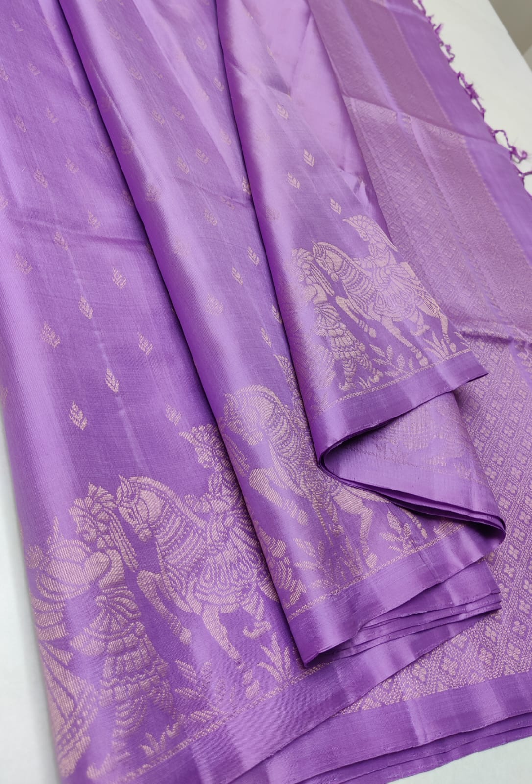 Pure handloom Double warp soft silk saree
Fansy sarees