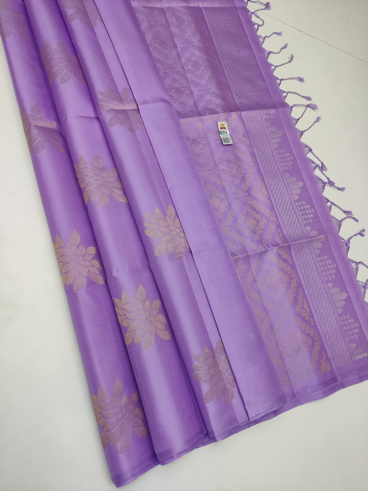 Pure handloom kanchi soft silk sarees
Silk mark certified
