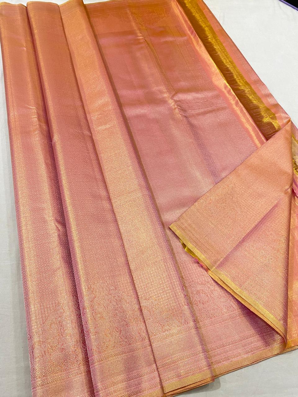Kanchipuram handloom pure silk saree
Beautiful Design kerala tissue type Wedding sarees*