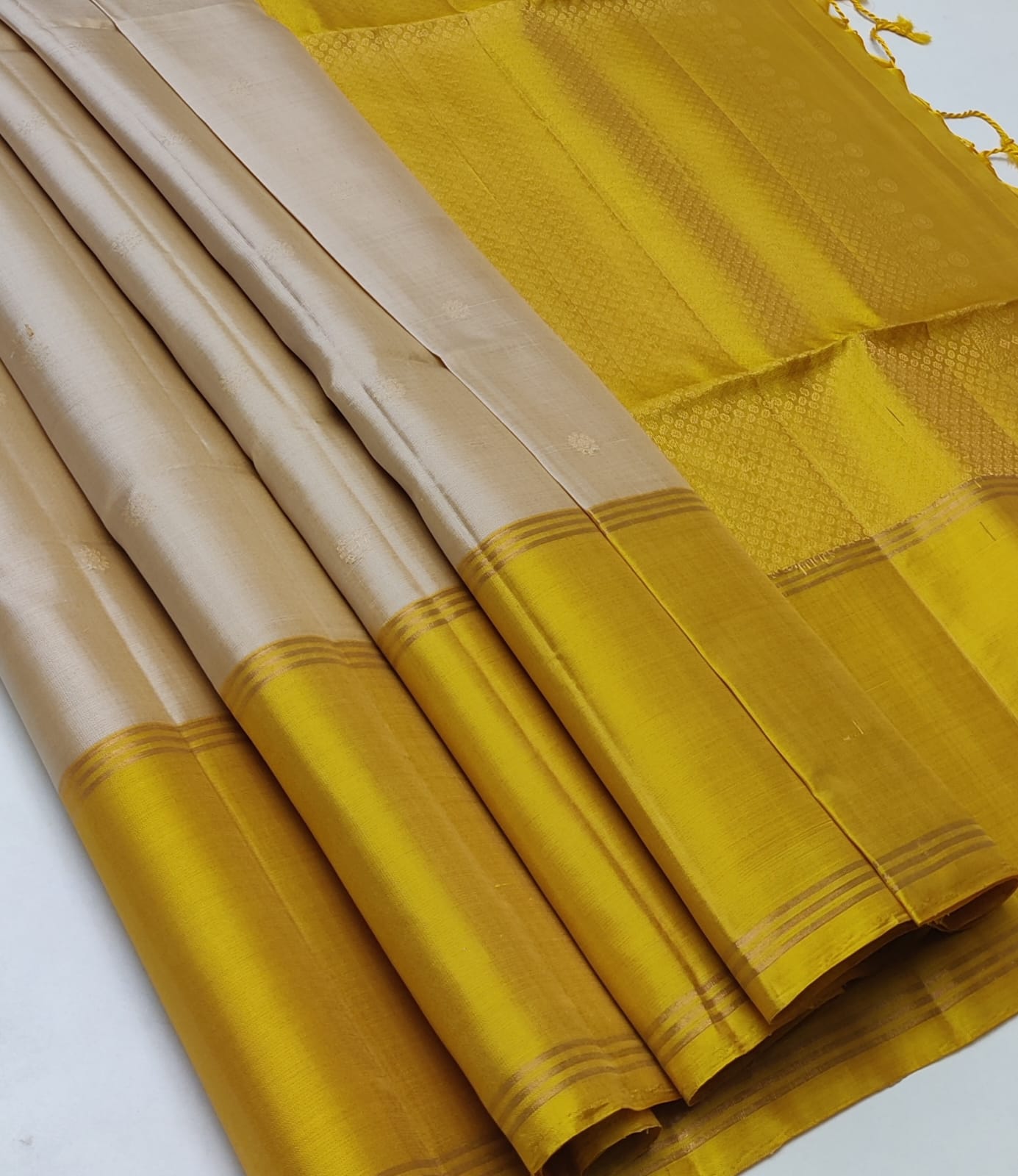 Pure handloom kanchi soft silk sarees
Silk mark certified