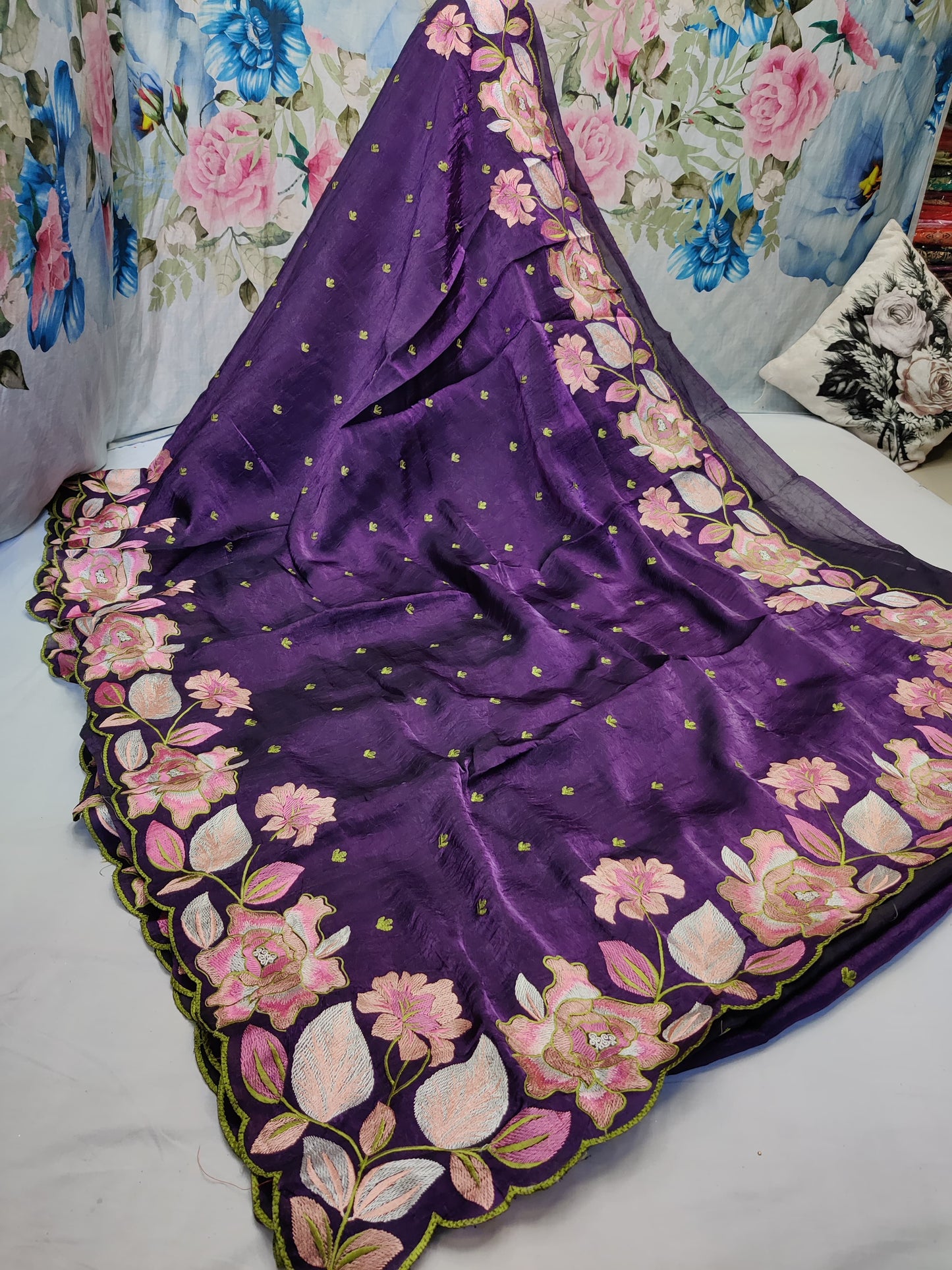 ALLOVER PARSI BORDER AND ALLOVER BUTTI ON CRUSH GEORGETTE saree