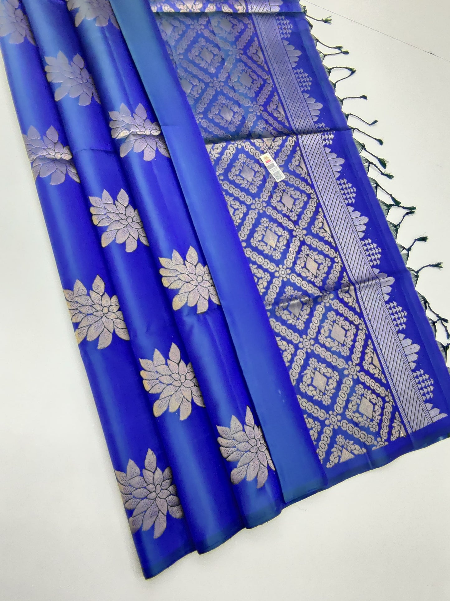 Pure handloom kanchi soft silk sarees
Silk mark certified