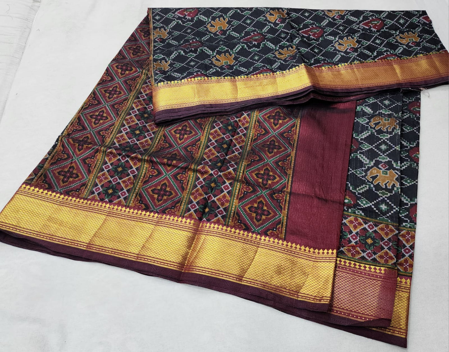 Sana silk Pochampalli print! 
Zari border! Saree