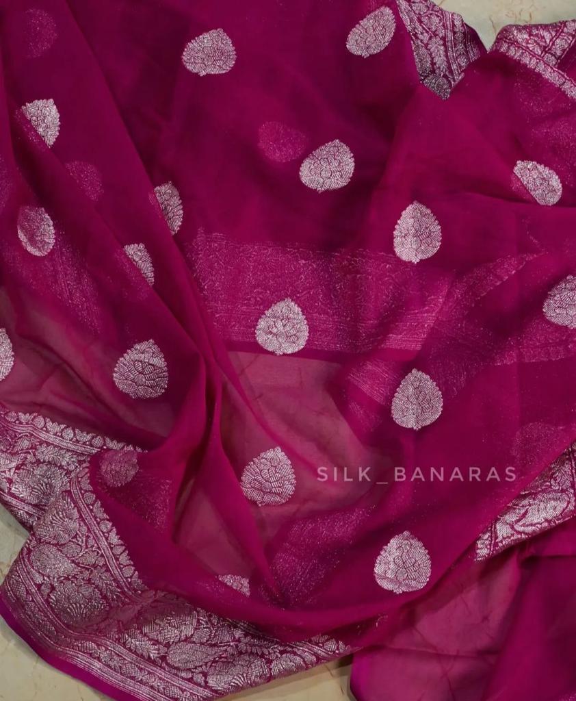 New Banarasi Semi Georgette Sarees
With Silver Zari Buta Good Quality
Banarasi blouse