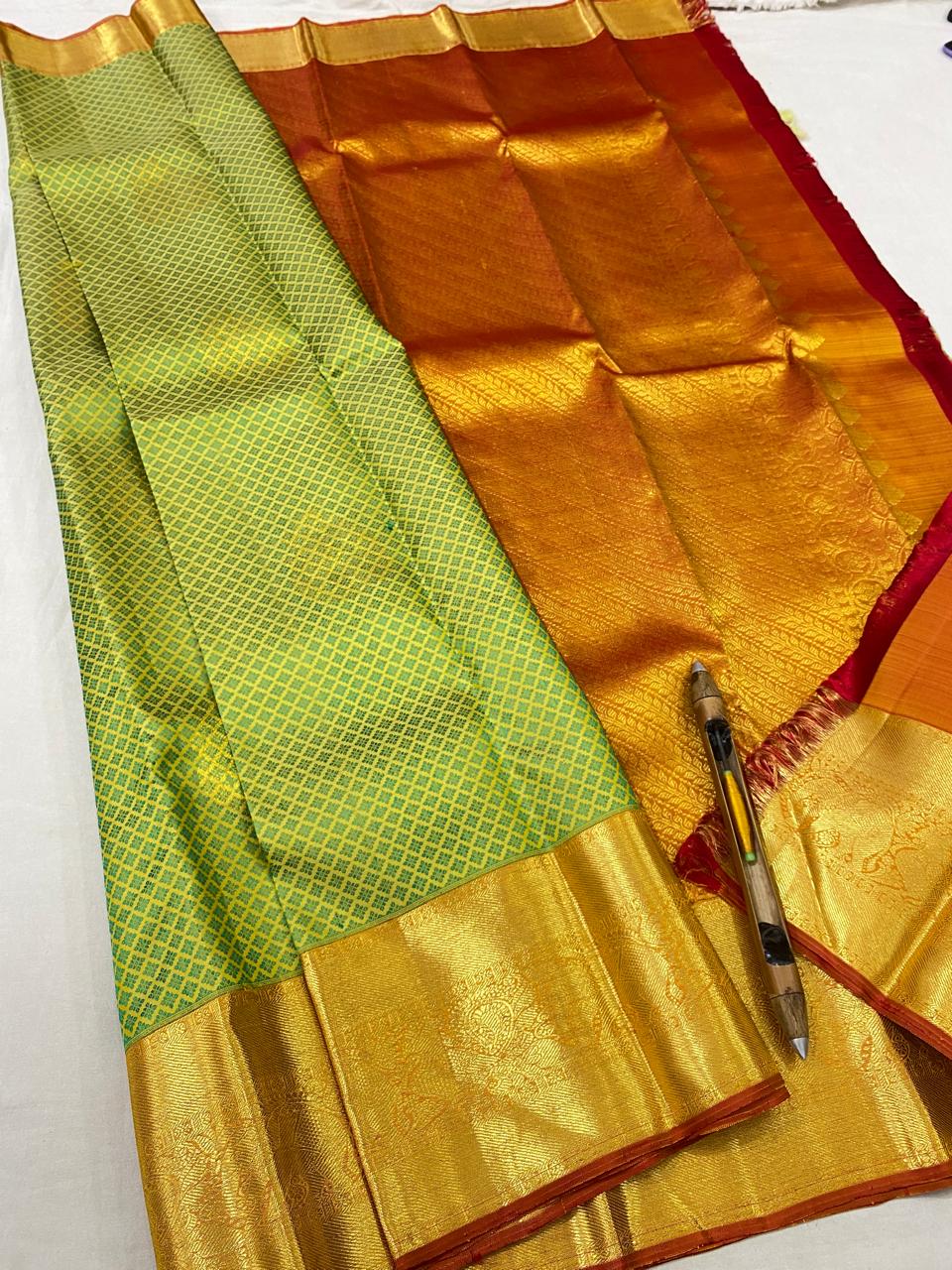 Kanchipuram Handloom pure silk saree
Beautiful fancy Design
gold zari beautiful embossed butta type sarees*