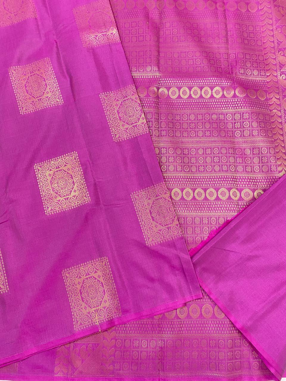 Kanchipuram semi silk sarees
Beautiful Design 
beautiful Semi soft silk sarees*