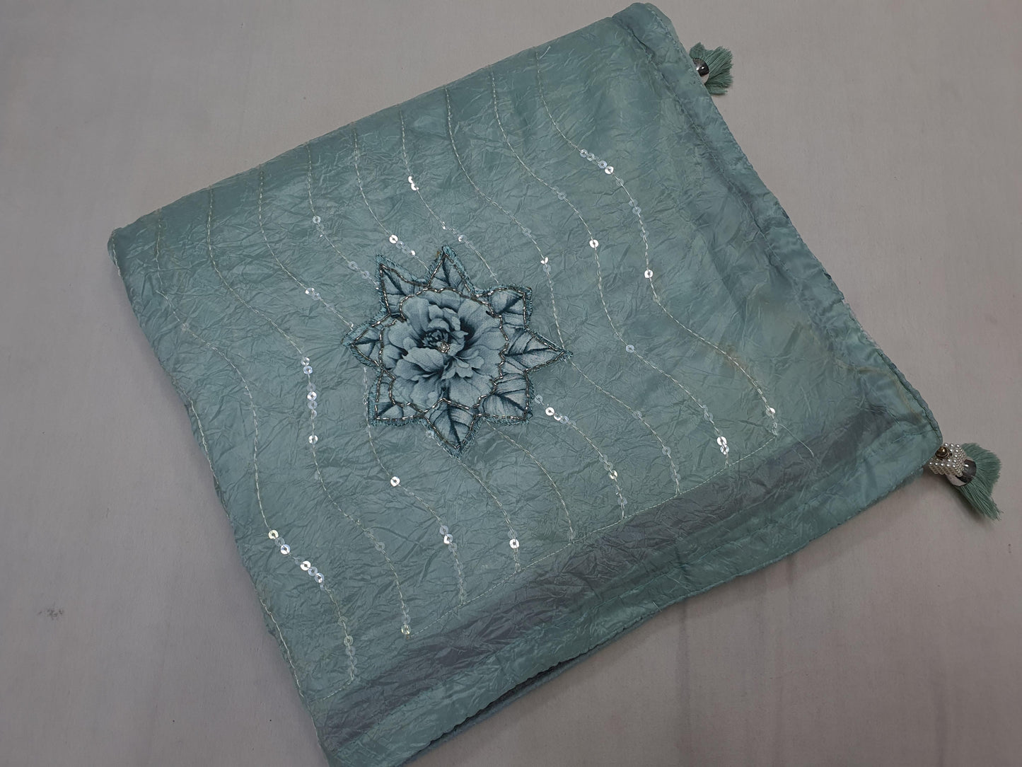 ALLOVER SEQUENCE WORK FLORAL BUTTA WITH KHATLE WORK ON CRUSH GEORGETTE*
Saree