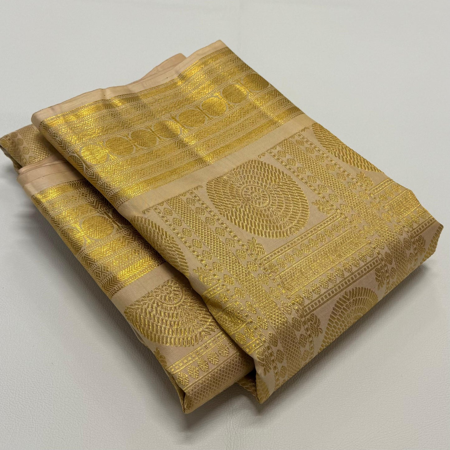Kanchipuram pure silk handloom double warp self grand pallu and blouse *Bridal 1g* 
*SILK MARK TAG WITH HOLOGRAM*