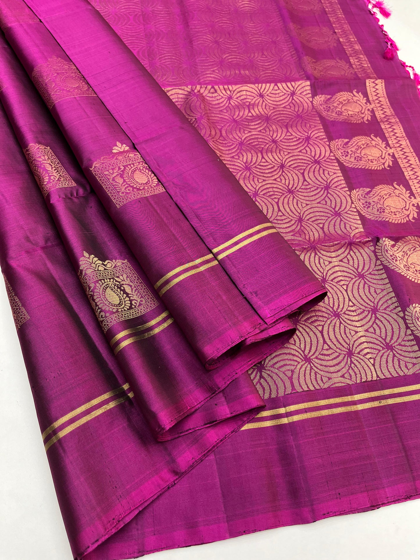 EXCLUSIVE SOFT SILK BHUTTA DESIGN SAREES
PURE HANDLOOM SOFT SILK SAREES
TRENDY FANCY DESIGN
DOUBLE WARP
